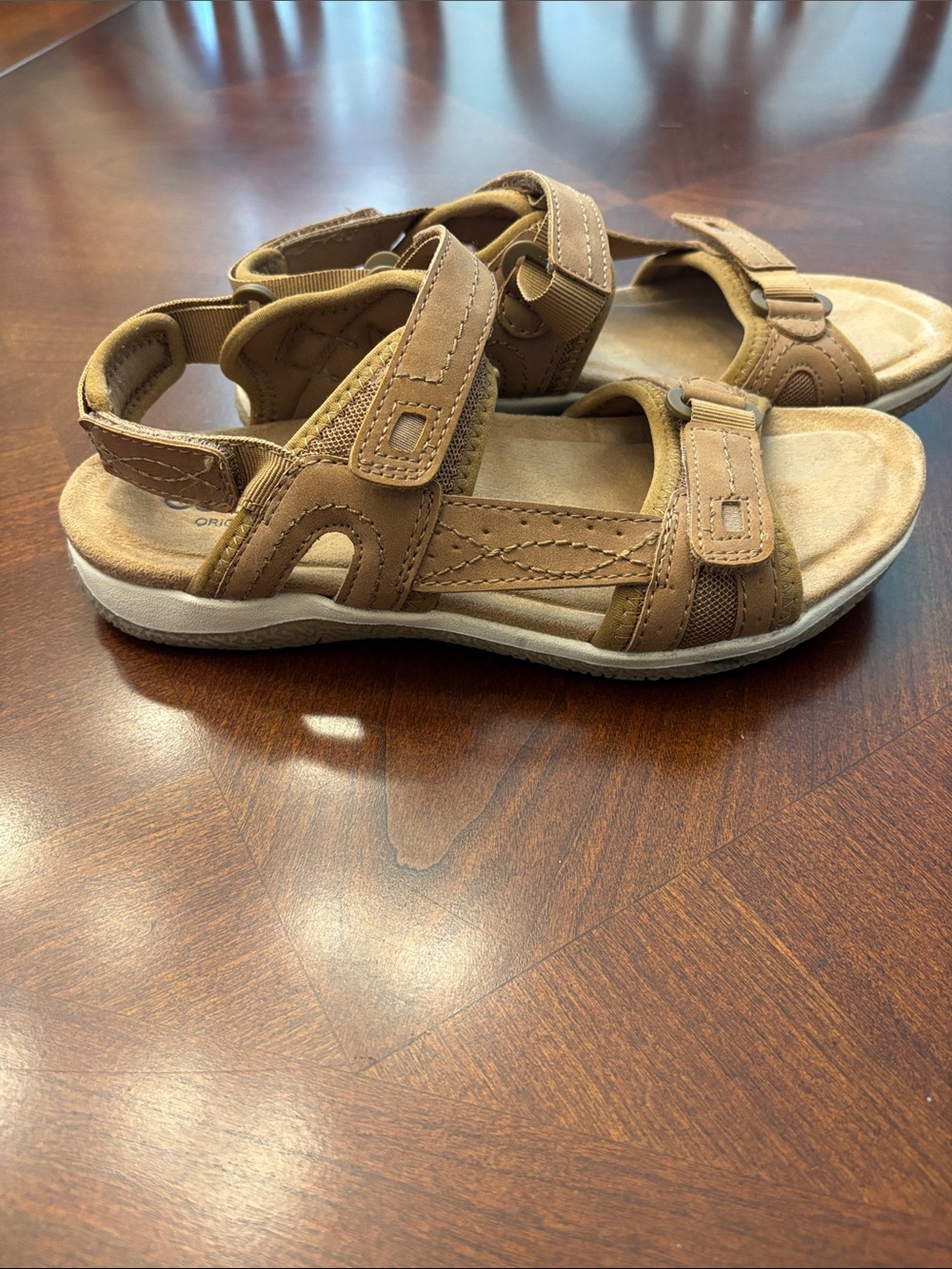 Earth Women's Tan Brown Velcro Strap Sandals